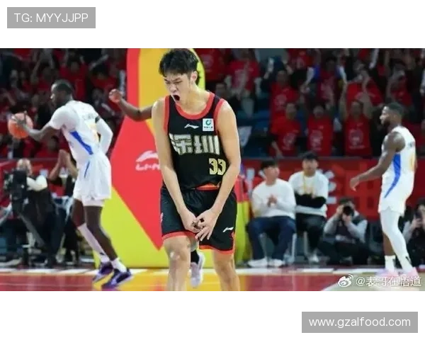 王浩然第二阶段崭露突破潜力 防守提升可期 王浩然第二阶段崭露突破潜力 防守提升可期