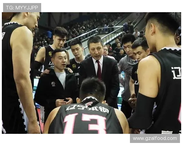 深圳豪取十五连胜富兰克林独得三十四分